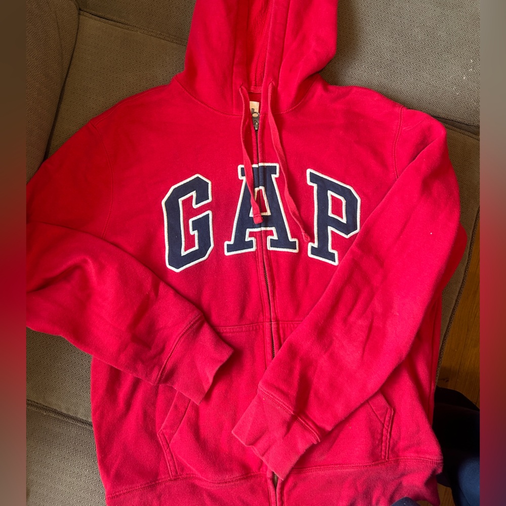 GAP hoodie⭐️